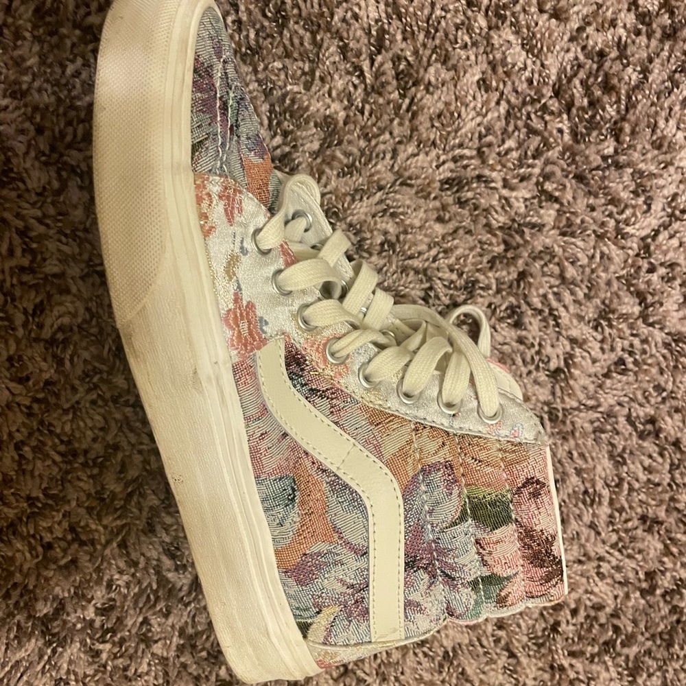 Womens Floral high top Vans